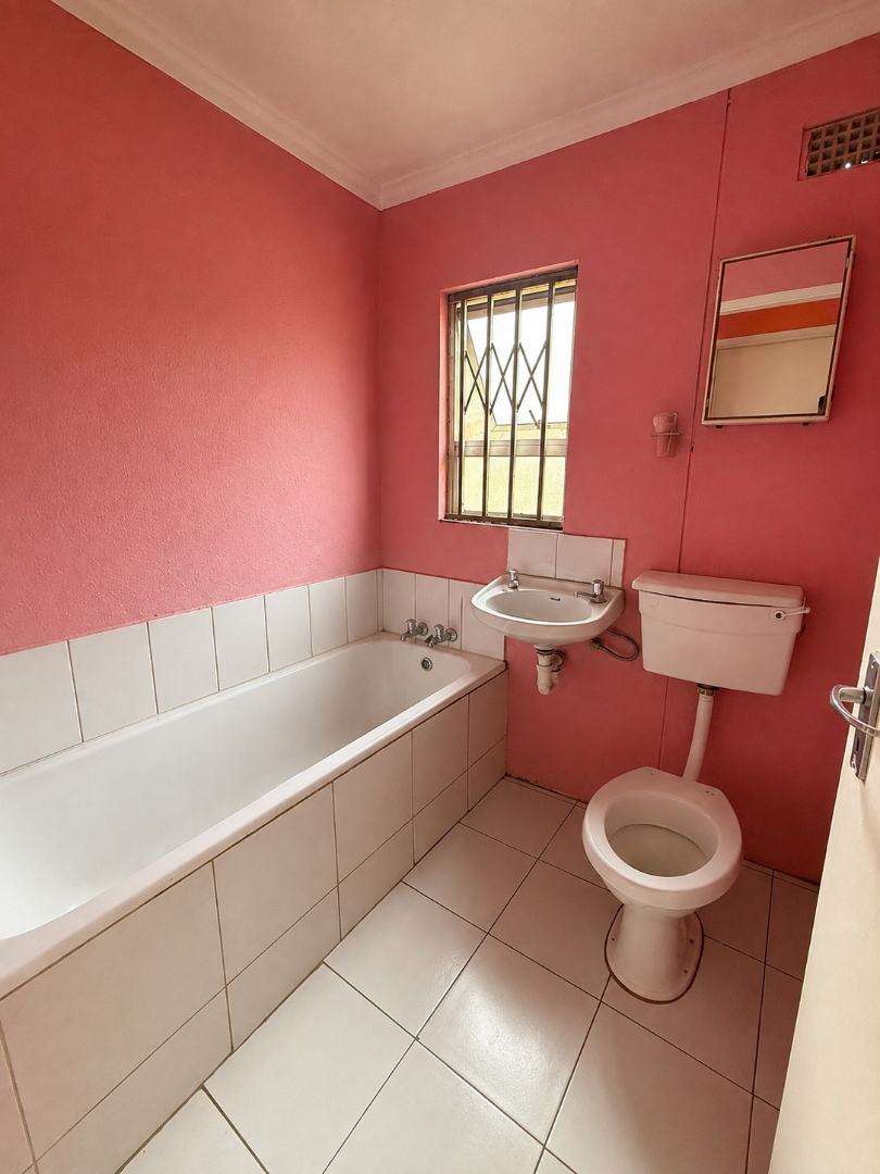 3 Bedroom Property for Sale in Fairdale Western Cape